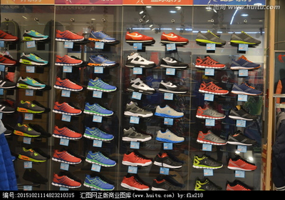 超市服飾鞋帽區域生活百科 選購鞋子的實用攝影技巧